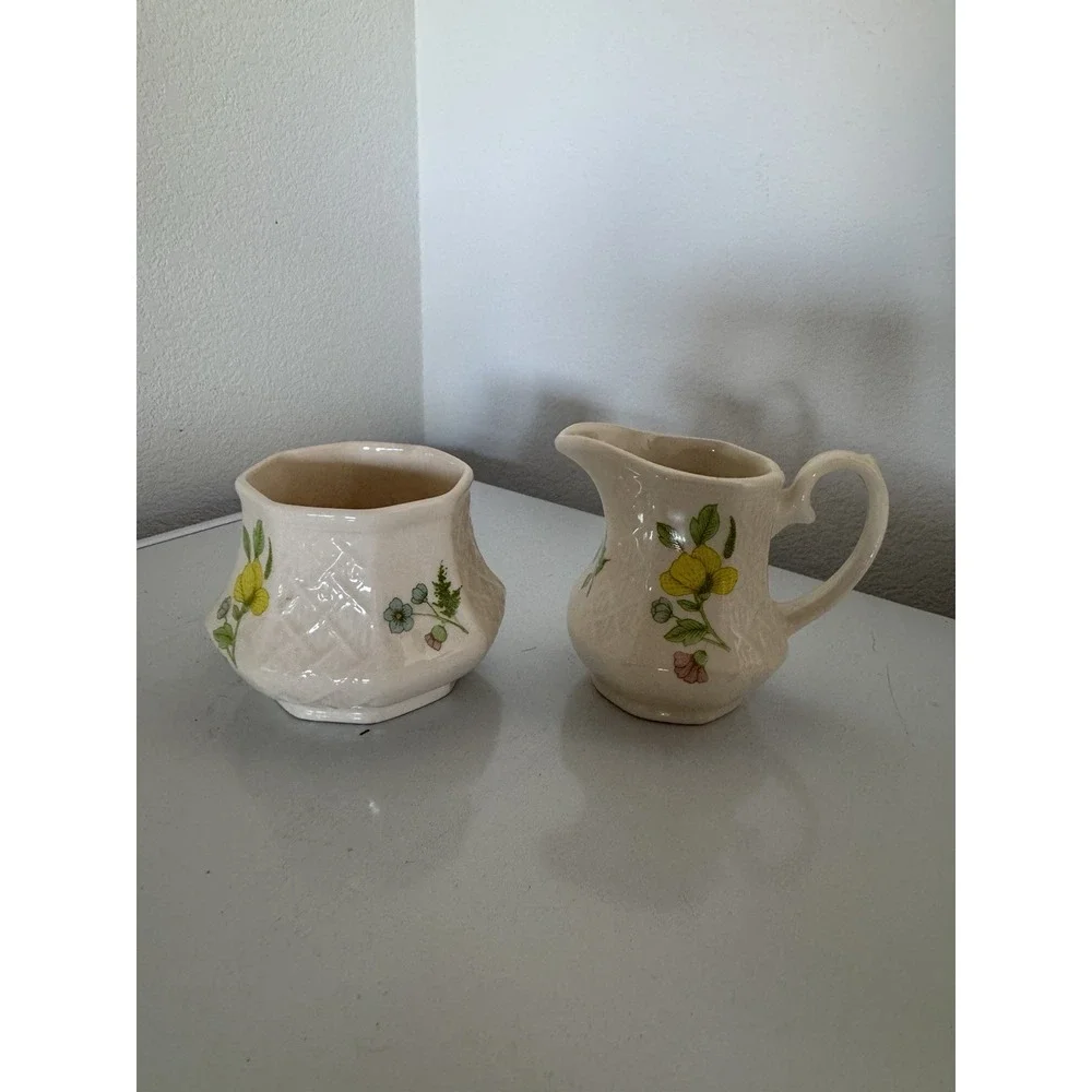 Sadler Windsor Basket‎ Weave Creamer & Sugar Set Made in England